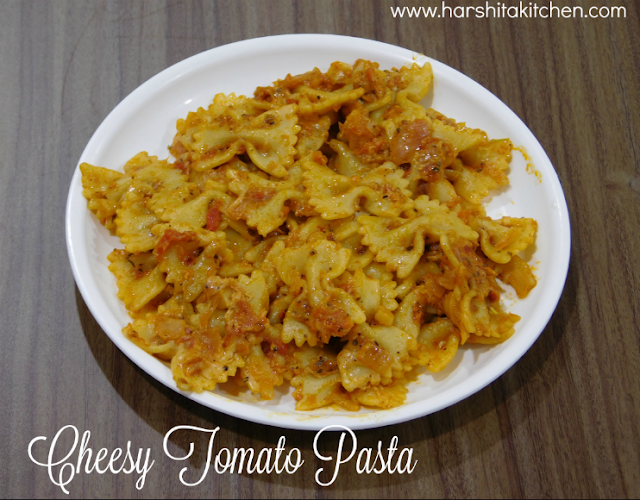Quick & Cheesy Tomato Pasta // Tomato Farfalle